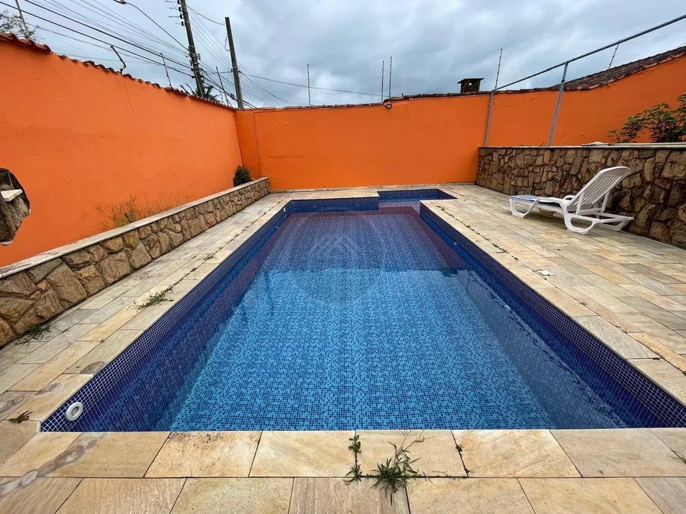 Casa, 3 quartos, 250 m² - Foto 1