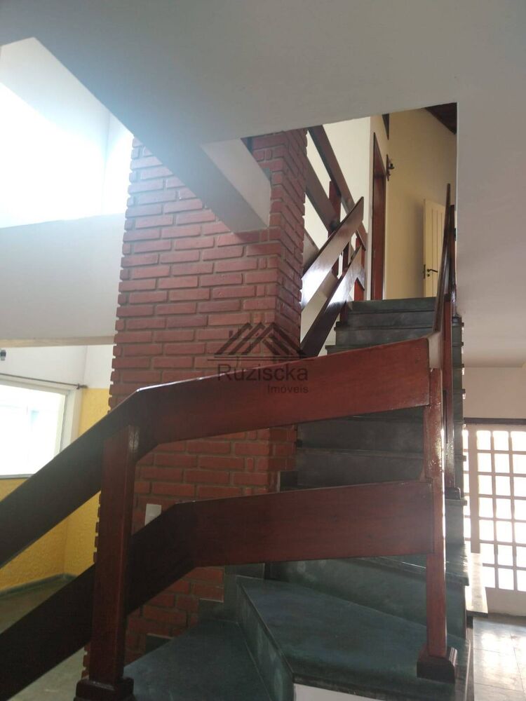Casa, 5 quartos, 261 m² - Foto 2