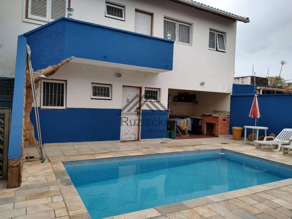 Casa, 5 quartos, 261 m² - Foto 3