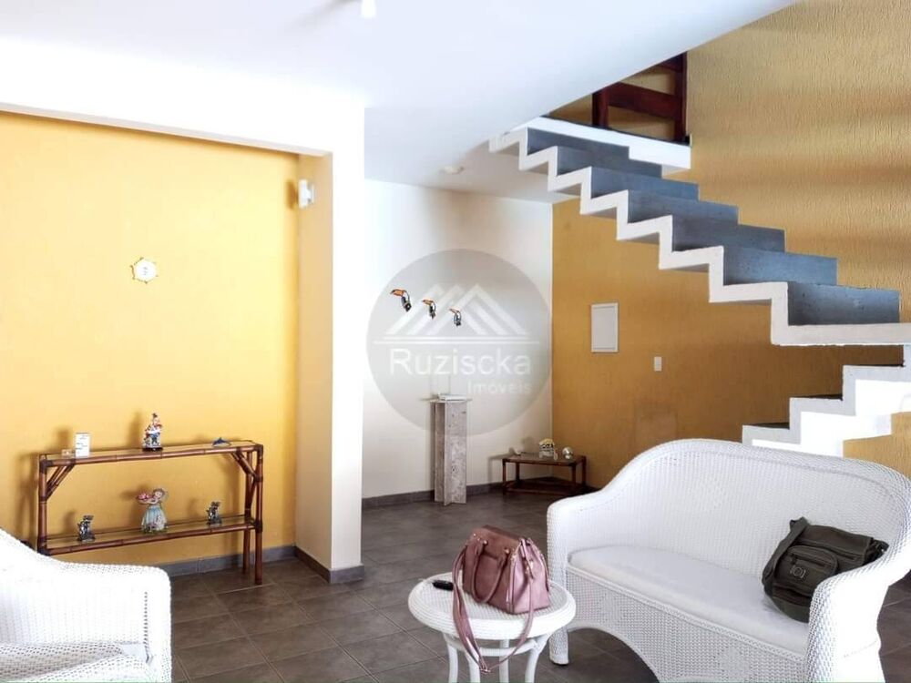 Casa, 5 quartos, 224 m² - Foto 2