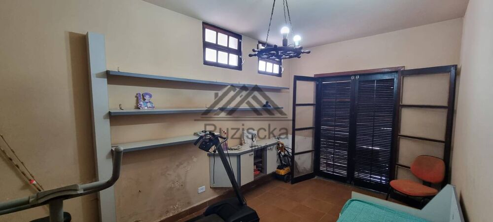 Casa, 6 quartos, 210 m² - Foto 9