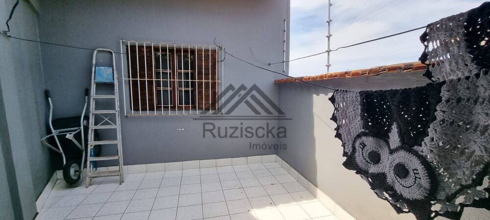 Casa, 6 quartos, 210 m² - Foto 2