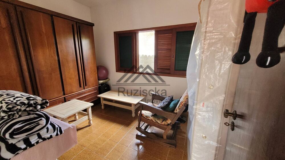 Chácara à venda com 4 quartos, 240m² - Foto 2