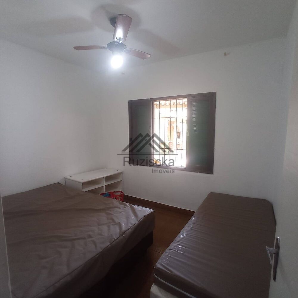 Casa à venda com 2 quartos, 80m² - Foto 4