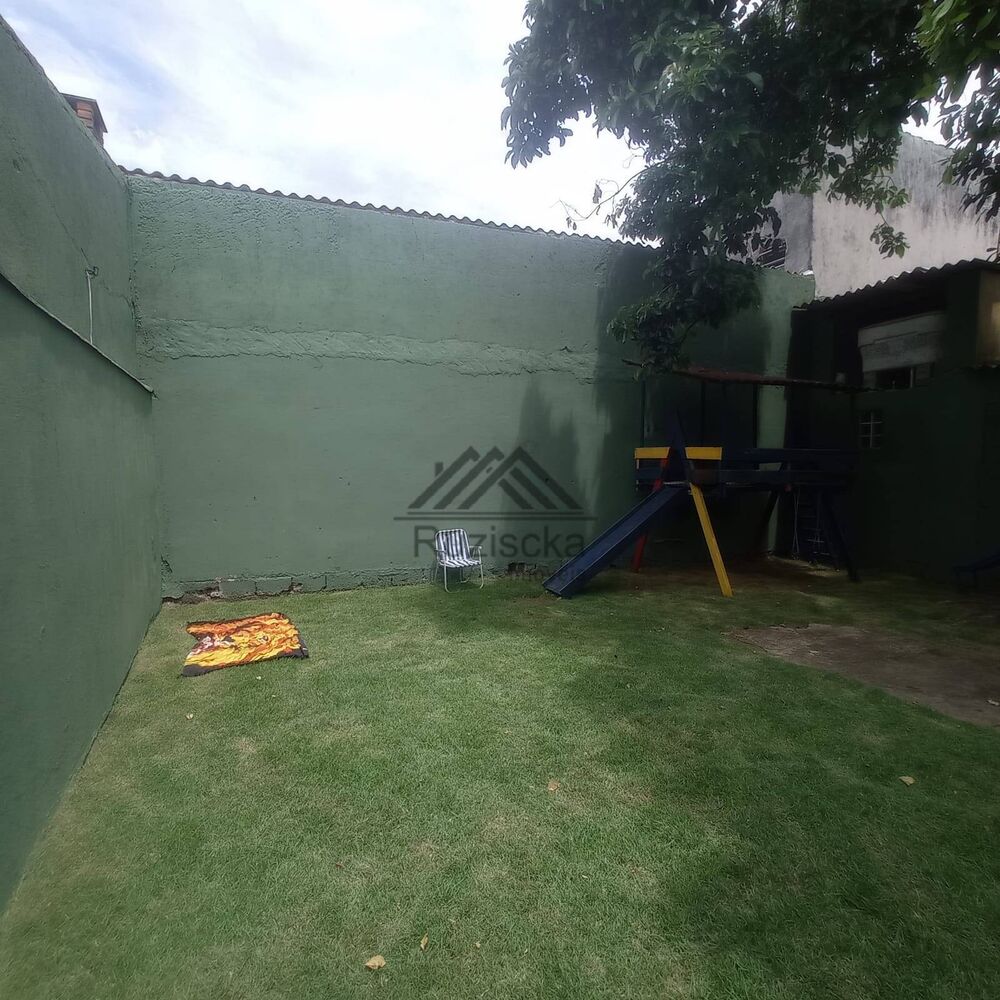 Casa à venda com 2 quartos, 80m² - Foto 9