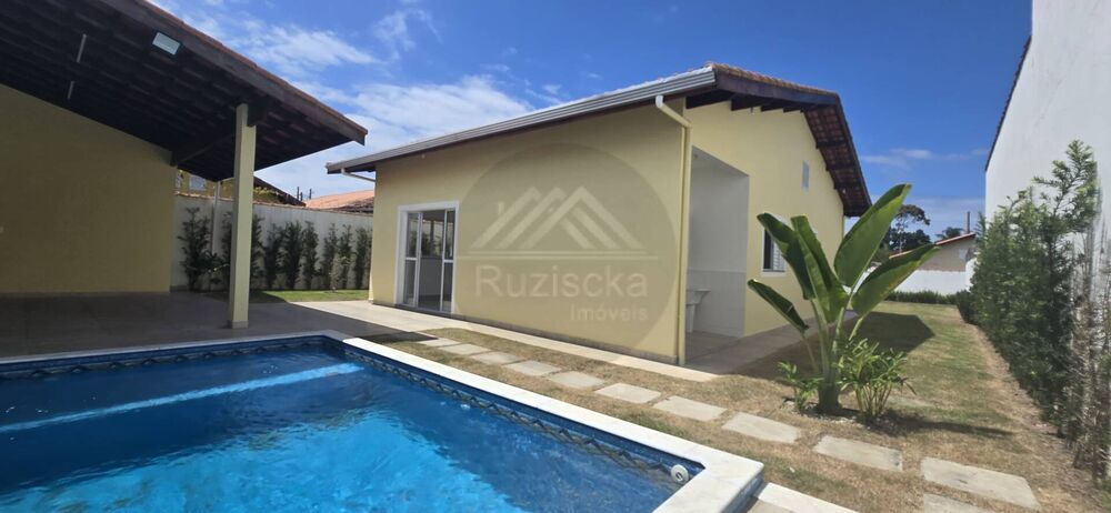 Casa, 3 quartos, 142 m² - Foto 1