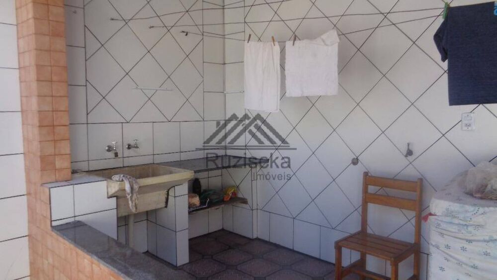 Casa, 3 quartos, 126 m² - Foto 1