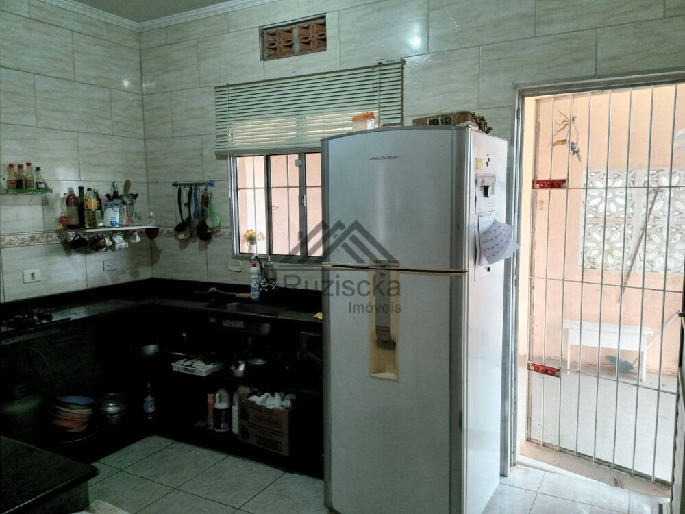 Casa à venda com 2 quartos, 117m² - Foto 4