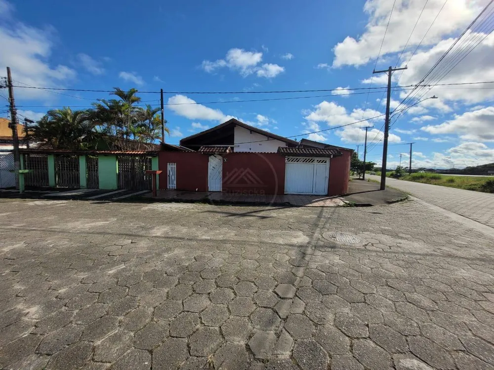Casa, 4 quartos, 227 m² - Foto 1