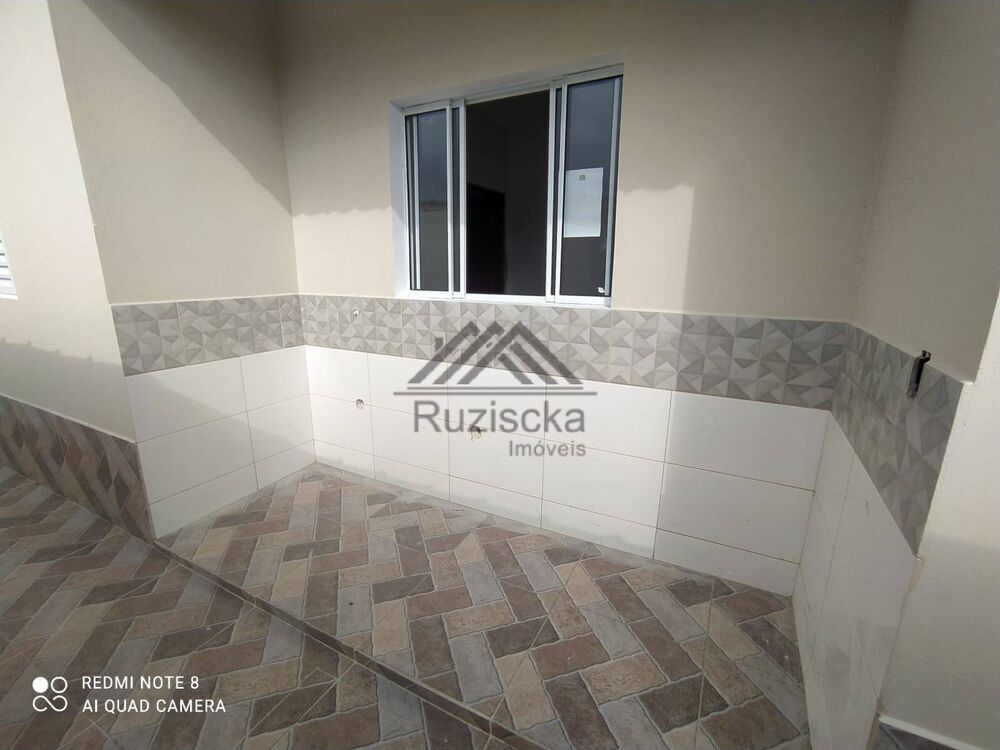 Casa à venda com 2 quartos, 70m² - Foto 5