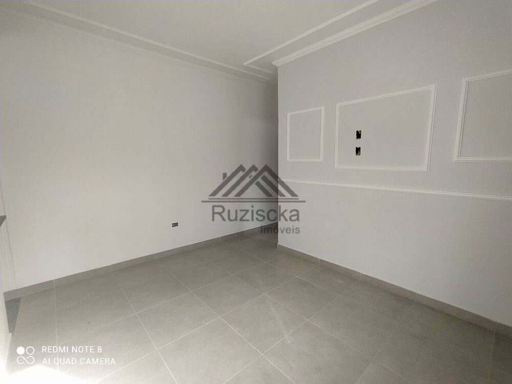 Casa à venda com 2 quartos, 70m² - Foto 14
