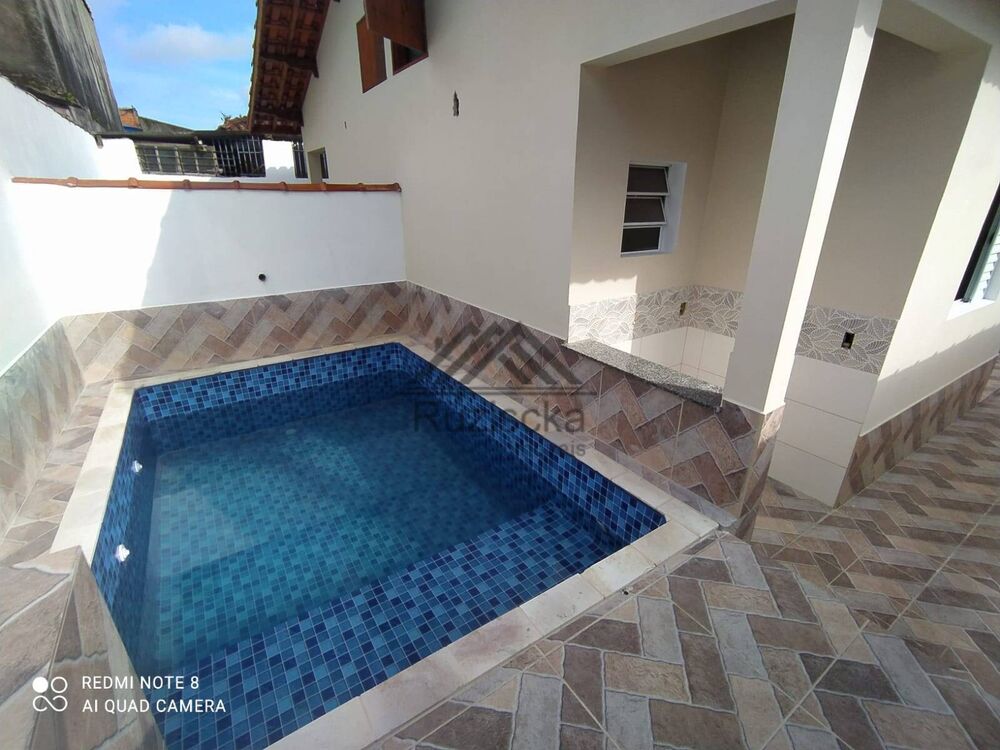 Casa à venda com 2 quartos, 70m² - Foto 3