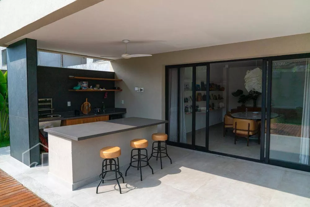 Casa, 4 quartos, 423 m² - Foto 1