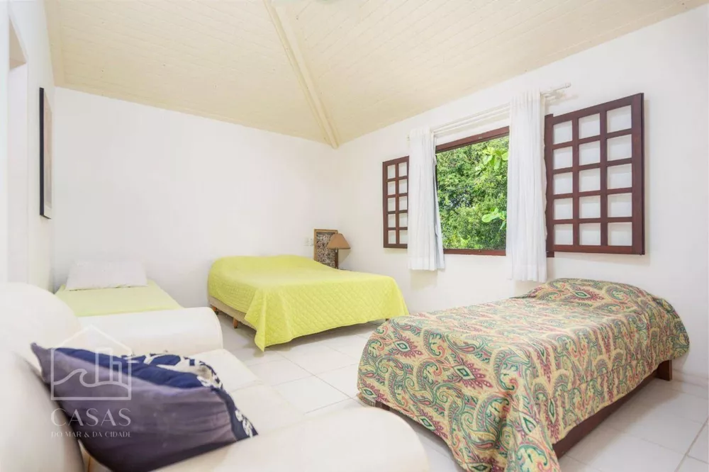 Casa, 3 quartos, 215 m² - Foto 1