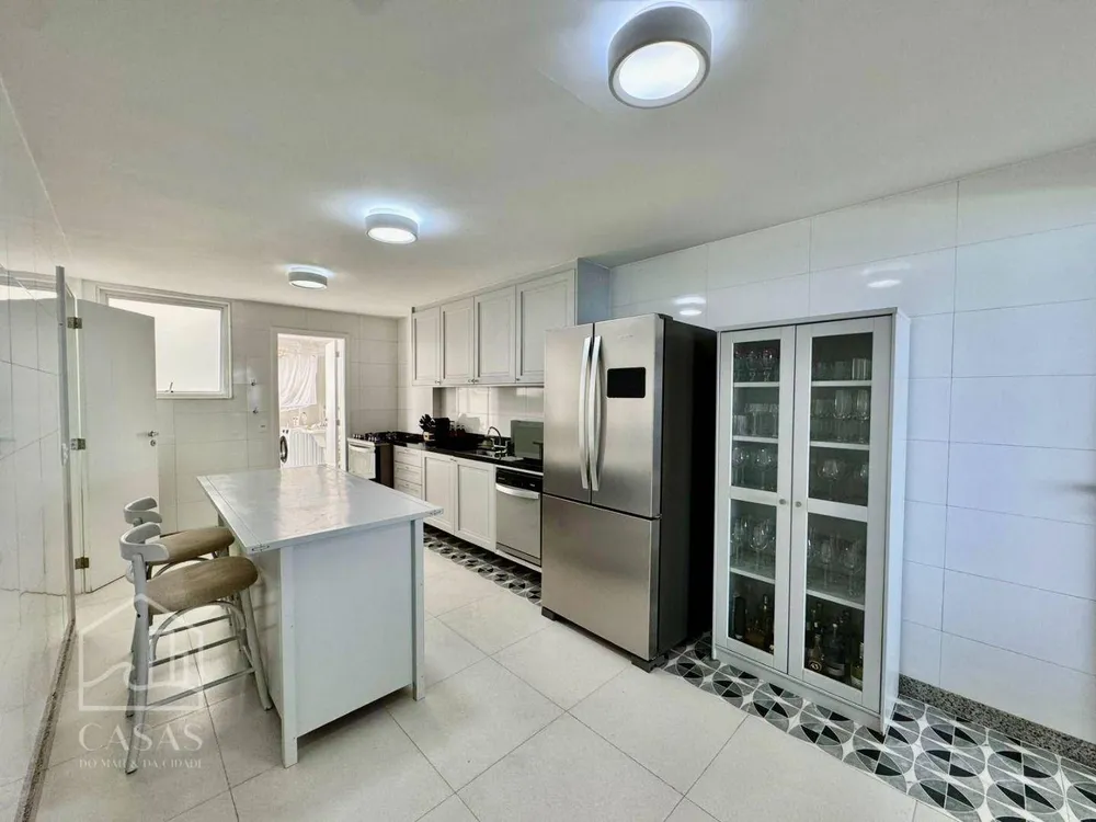 Apartamento, 3 quartos, 230 m² - Foto 5