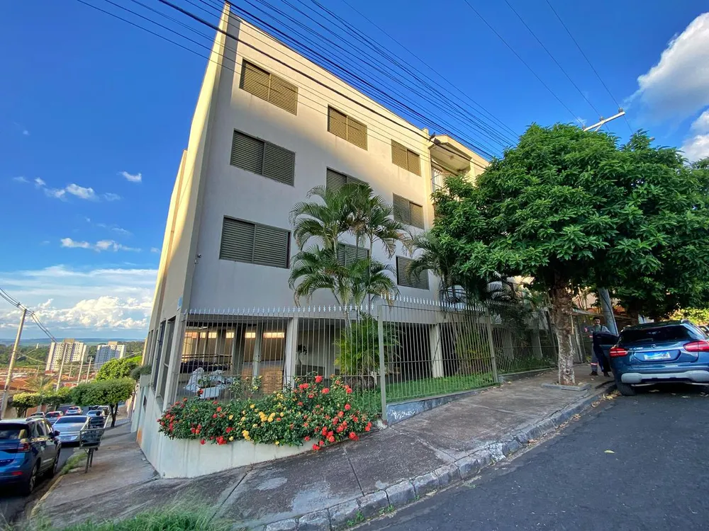 Apartamento, 3 quartos, 93 m² - Foto 2