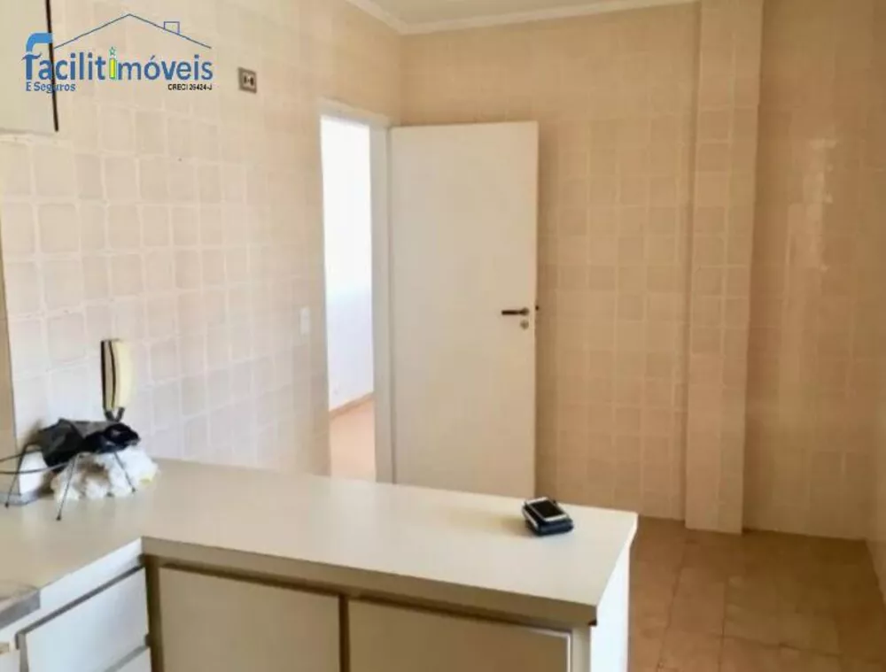 Apartamento à venda com 2 quartos, 77m² - Foto 2