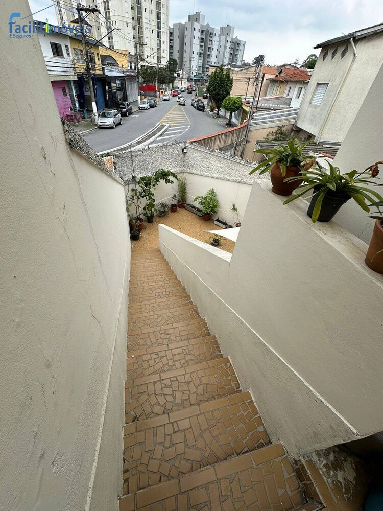 Sobrado para alugar com 2 quartos, 150m² - Foto 13