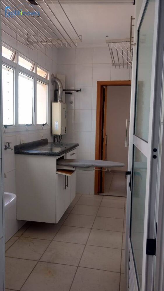 Apartamento, 4 quartos, 188 m² - Foto 2
