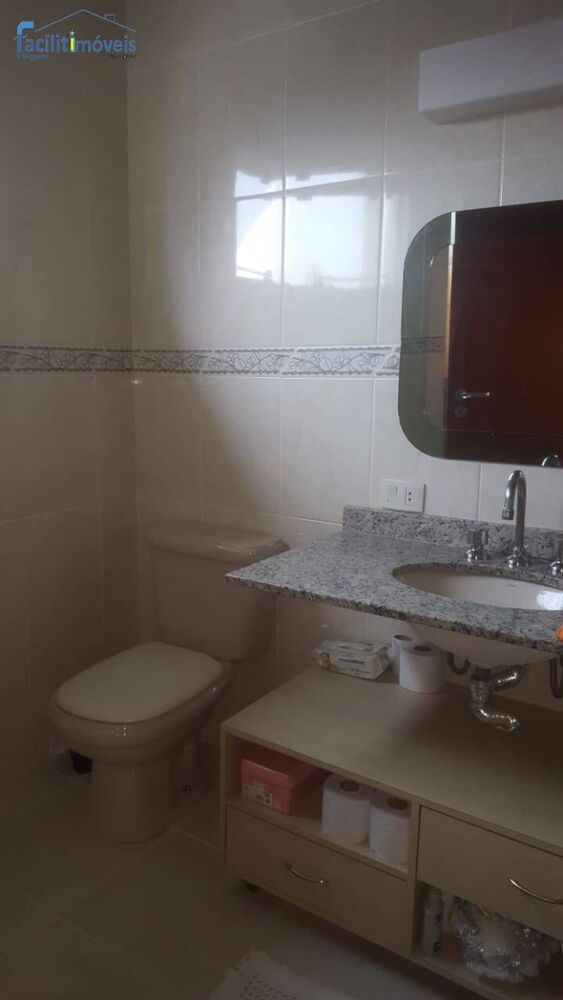 Casa à venda e aluguel com 3 quartos, 300m² - Foto 14