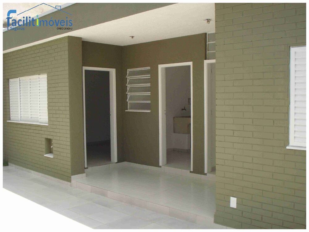 Sobrado, 3 quartos, 243 m² - Foto 1