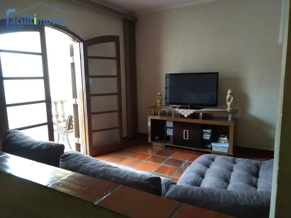 Casa, 3 quartos, 176 m² - Foto 1
