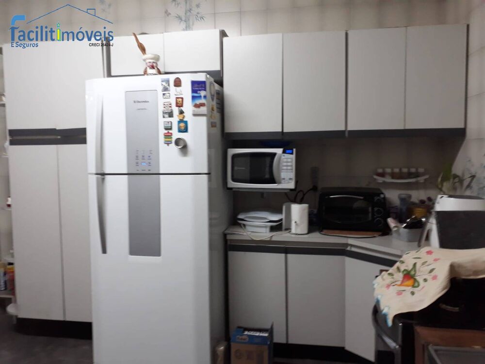 Sobrado à venda com 3 quartos, 120m² - Foto 1