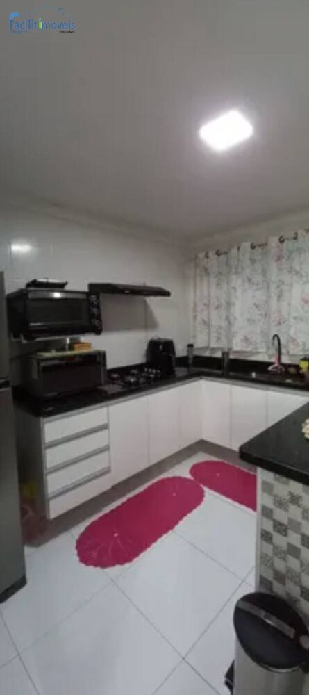 Chácara à venda com 2 quartos, 140m² - Foto 2
