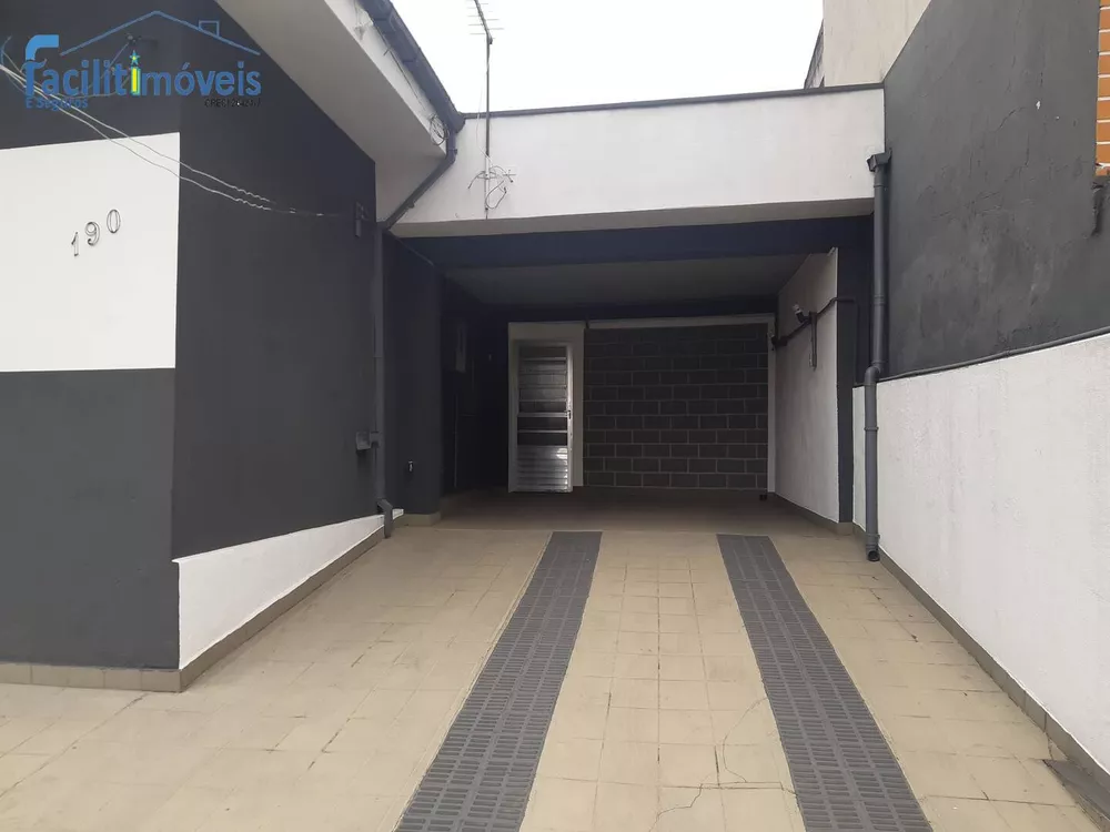 Casa à venda com 4 quartos, 144m² - Foto 1