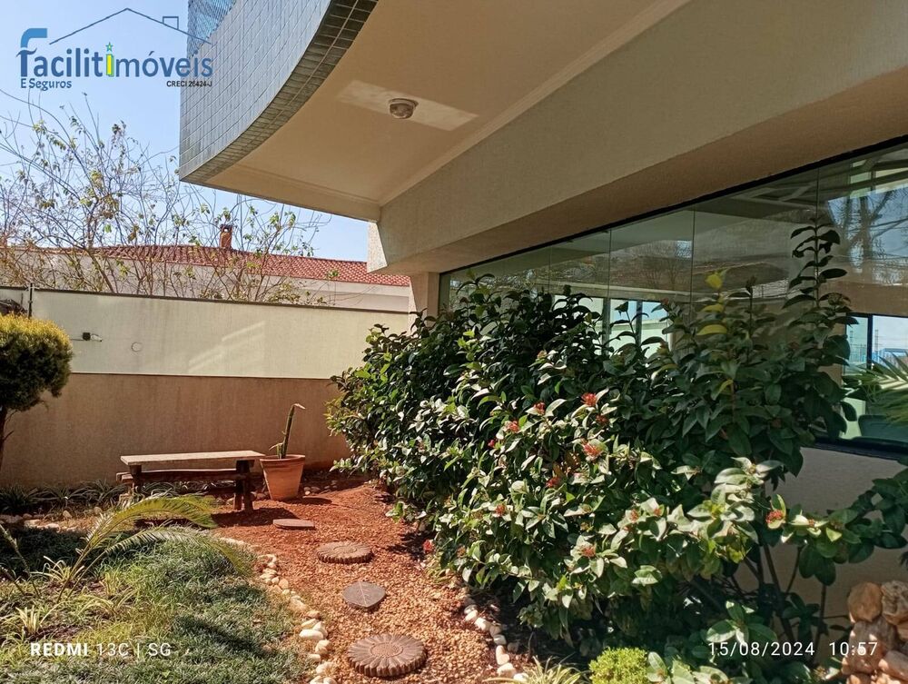 Cobertura à venda com 4 quartos, 300m² - Foto 4