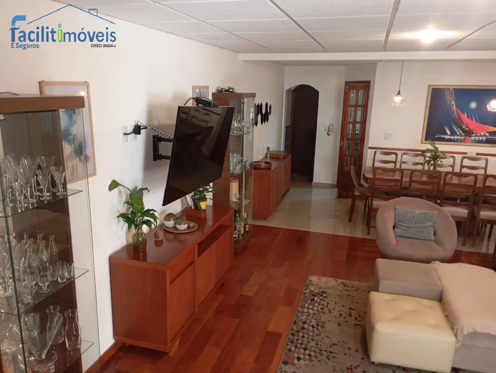 Sobrado, 3 quartos, 179 m² - Foto 1