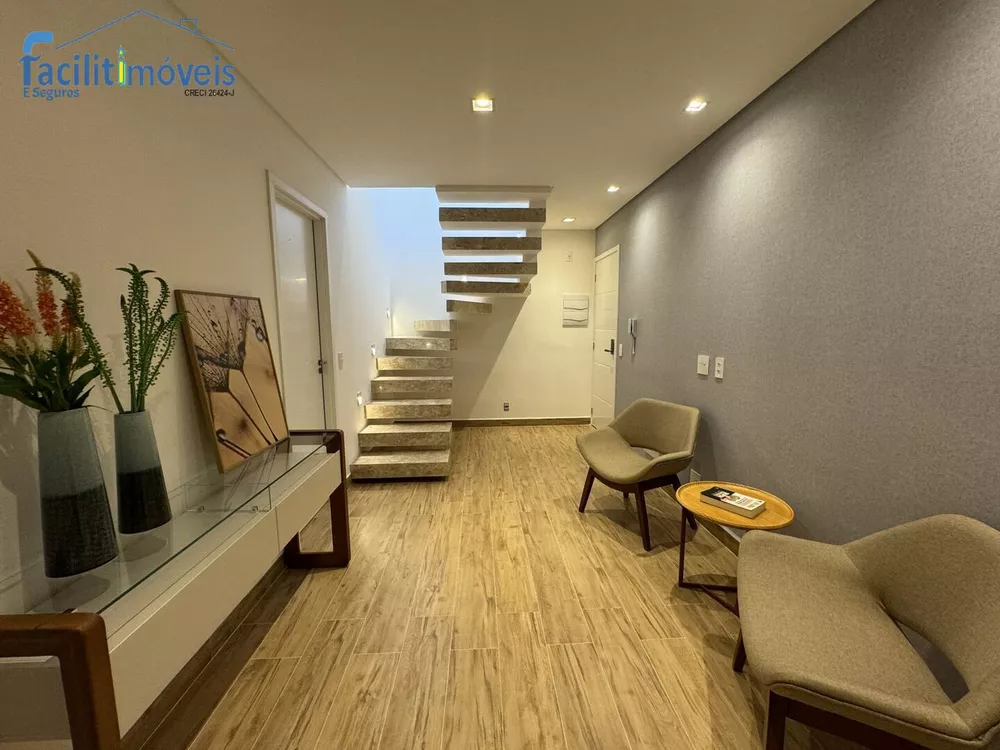 Apartamento à venda com 3 quartos, 111m² - Foto 3