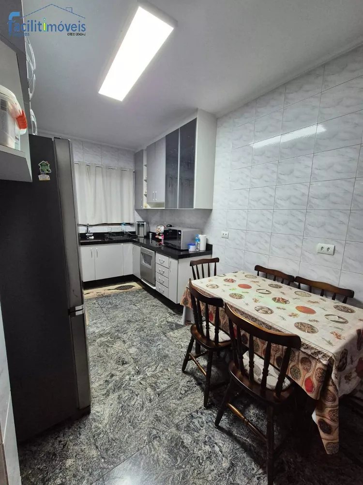 Sobrado à venda com 3 quartos, 227m² - Foto 8