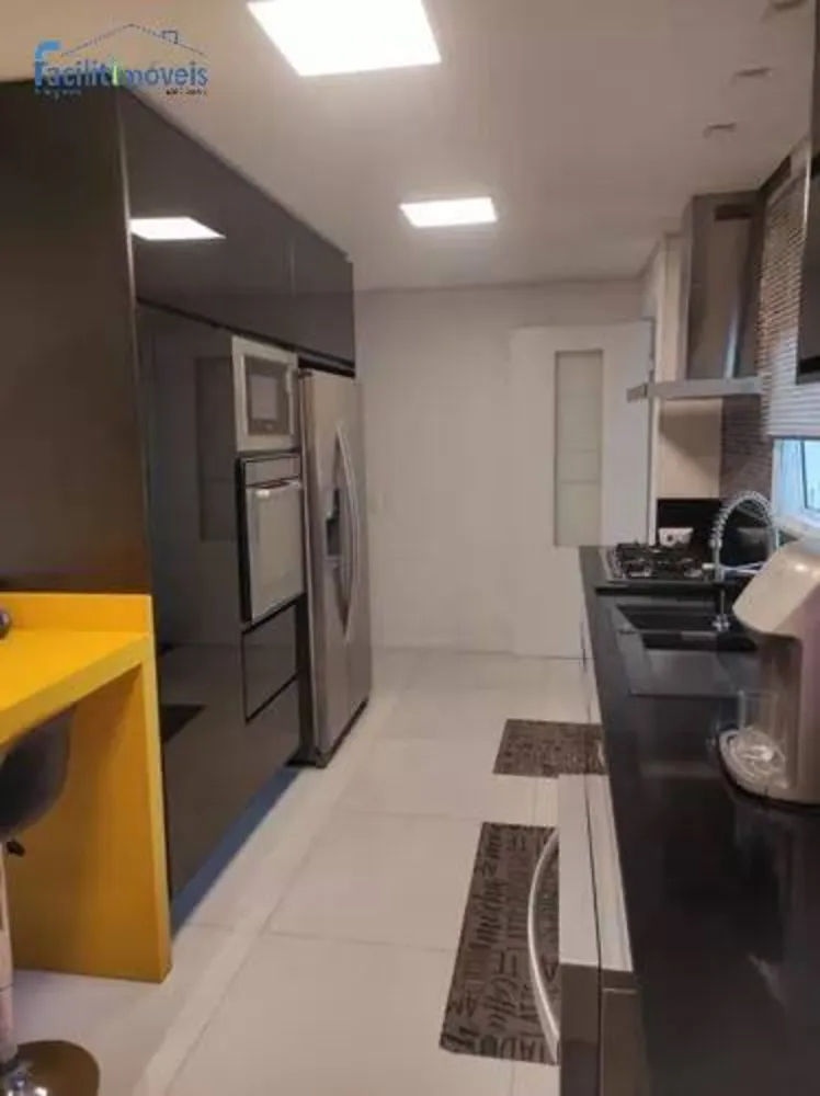 Apartamento, 3 quartos, 180 m² - Foto 1