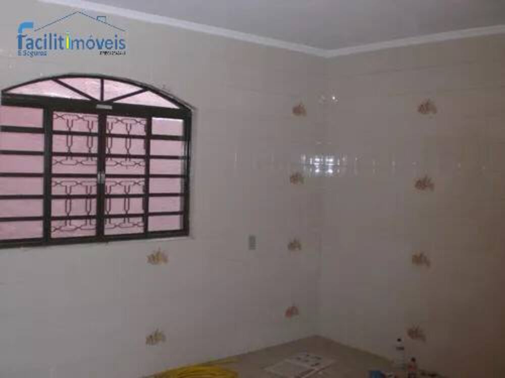 Casa à venda com 5 quartos, 330m² - Foto 2