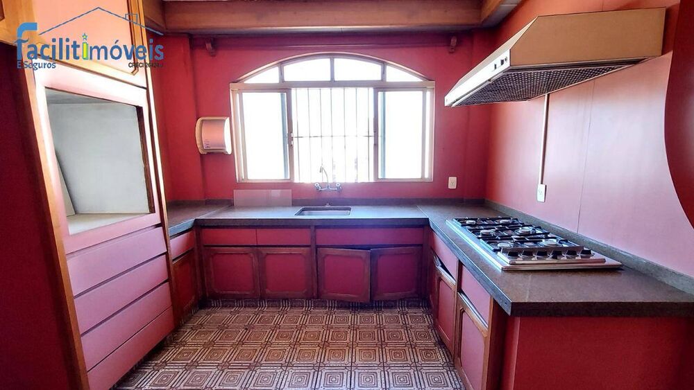 Apartamento à venda com 4 quartos, 243m² - Foto 2