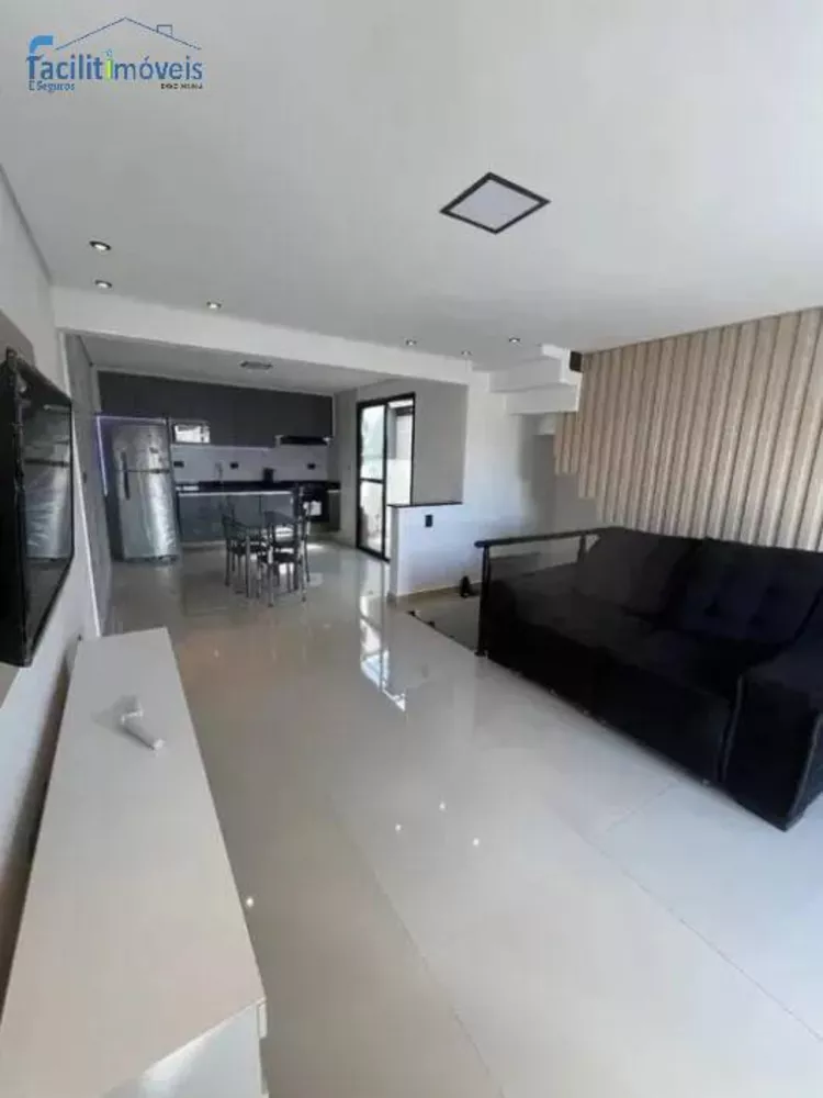 Casa à venda com 2 quartos, 130m² - Foto 1