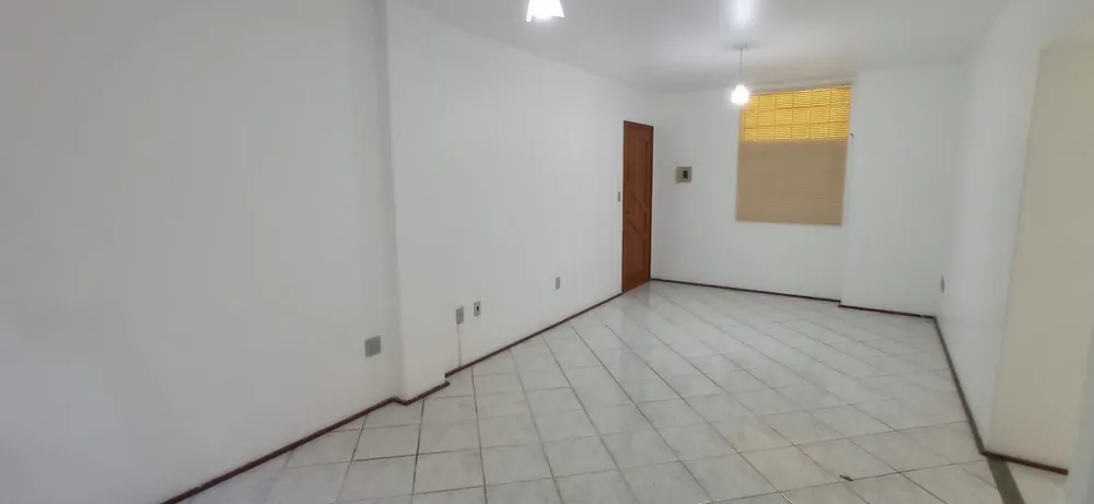 Apartamento, 3 quartos, 100 m² - Foto 1