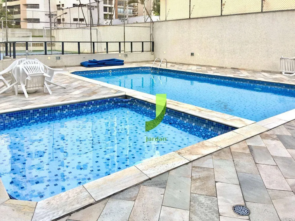 Apartamento, 3 quartos, 200 m² - Foto 1