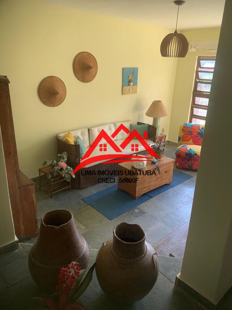 Casa, 6 quartos, 240 m² - Foto 1