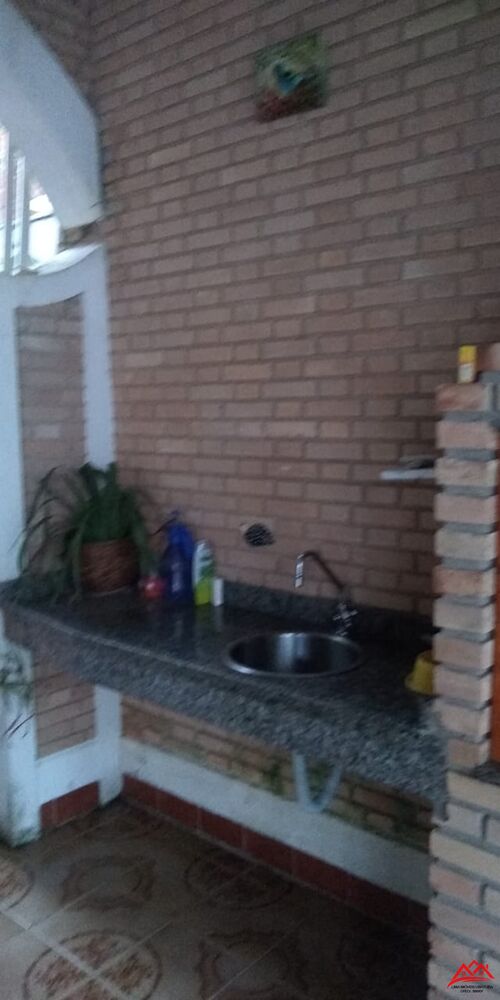 Casa, 4 quartos, 250 m² - Foto 1