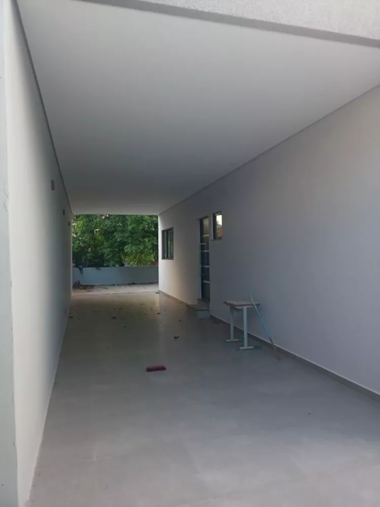 Casa à venda com 3 quartos, 200m² - Foto 3