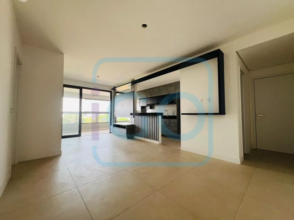 Apartamento para alugar com 3 quartos, 96m² - Foto 1