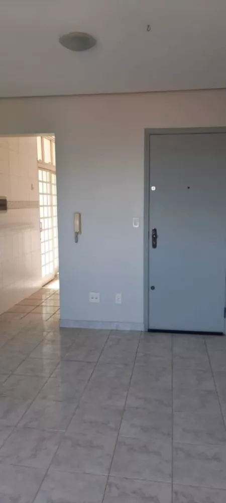 Apartamento à venda com 2 quartos, 40m² - Foto 3