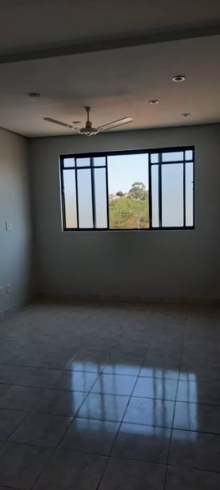 Apartamento à venda com 2 quartos, 40m² - Foto 1