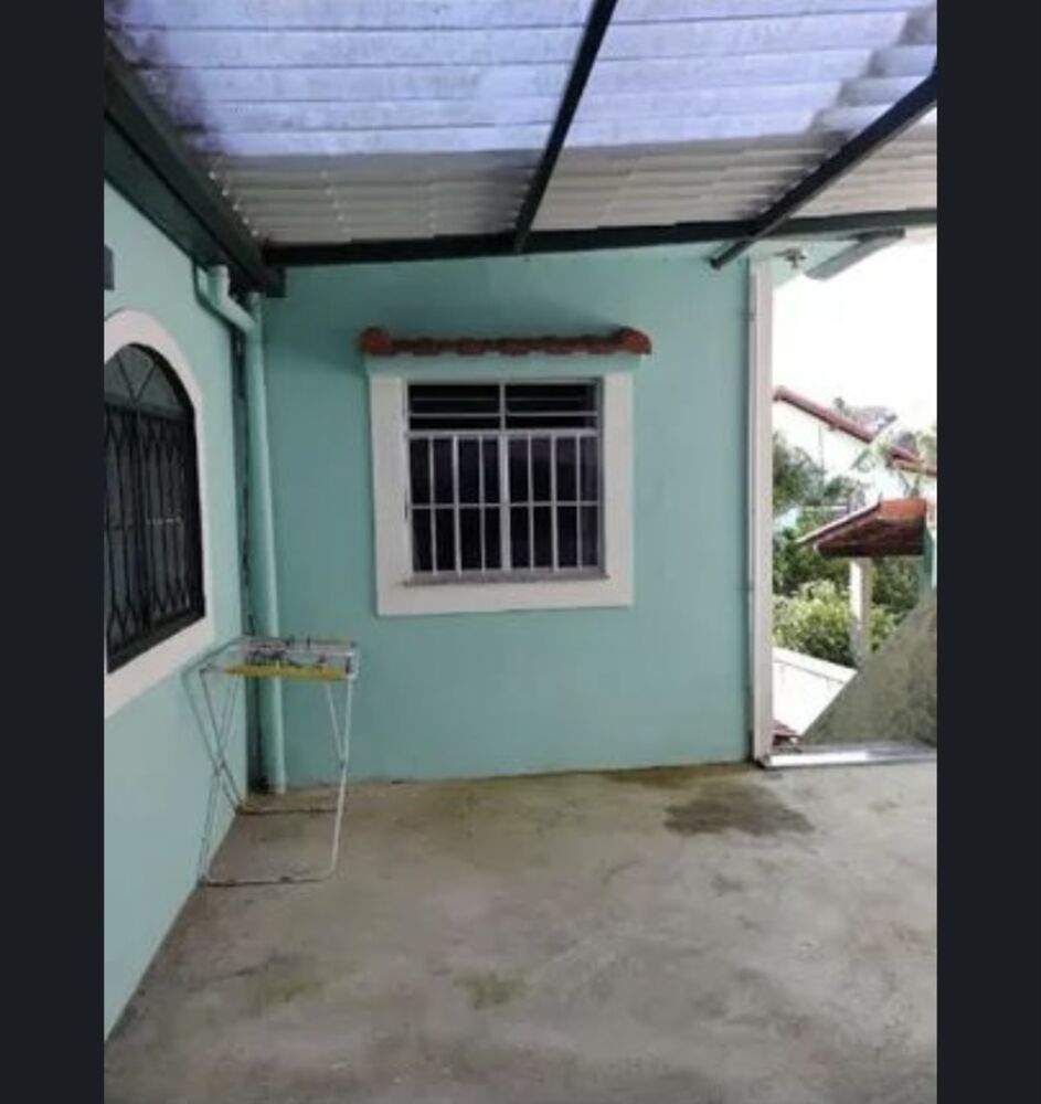 Casa à venda com 3 quartos, 100m² - Foto 3