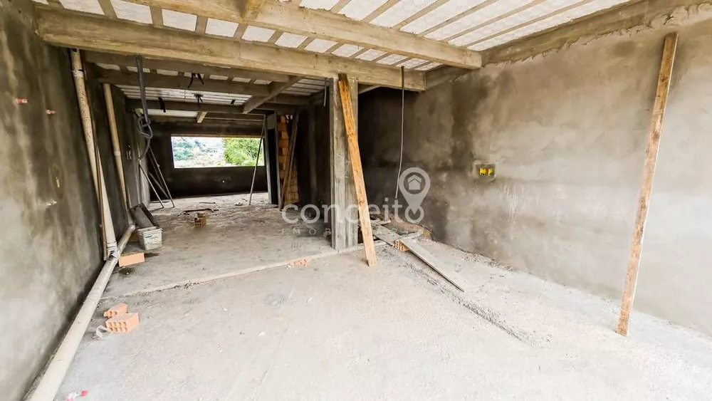 Sobrado, 3 quartos, 211 m² - Foto 2