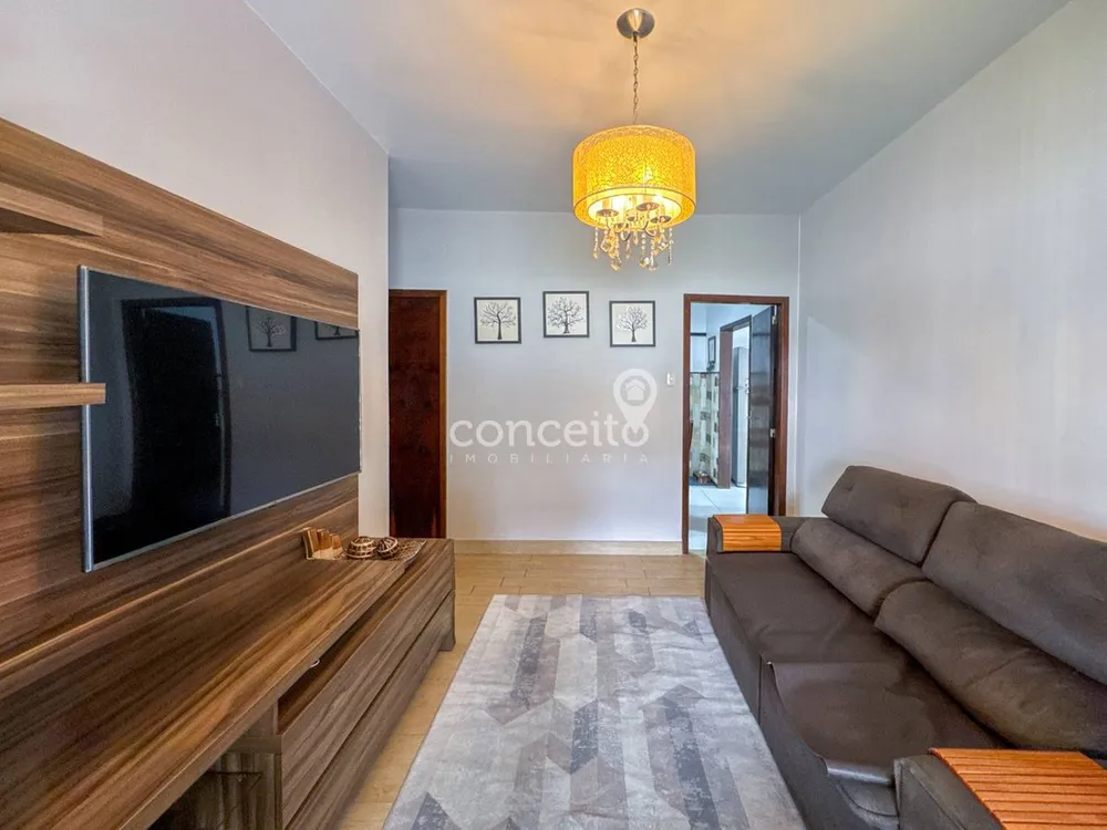 Casa, 4 quartos, 154 m² - Foto 1