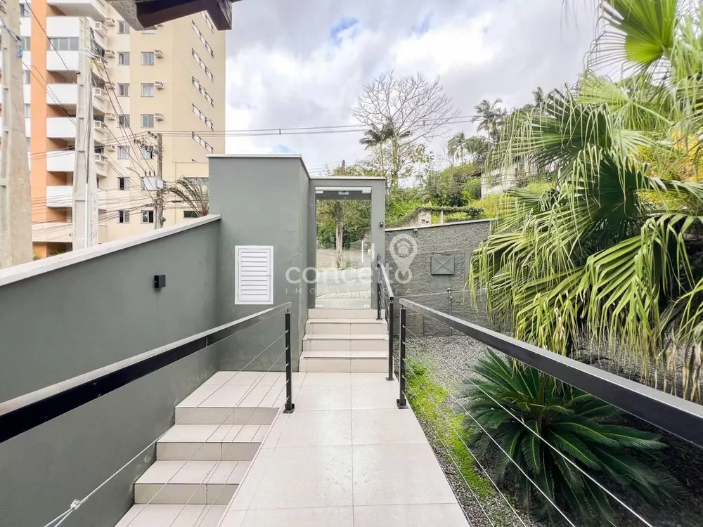 Sala-Conjunto, 350 m² - Foto 1