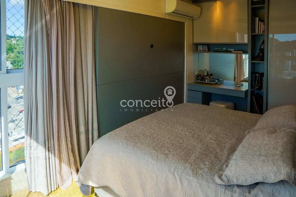 Apartamento, 3 quartos, 203 m² - Foto 2